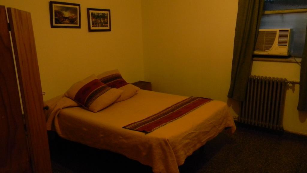 Punto Urbano Hostel Mendoza Chambre photo
