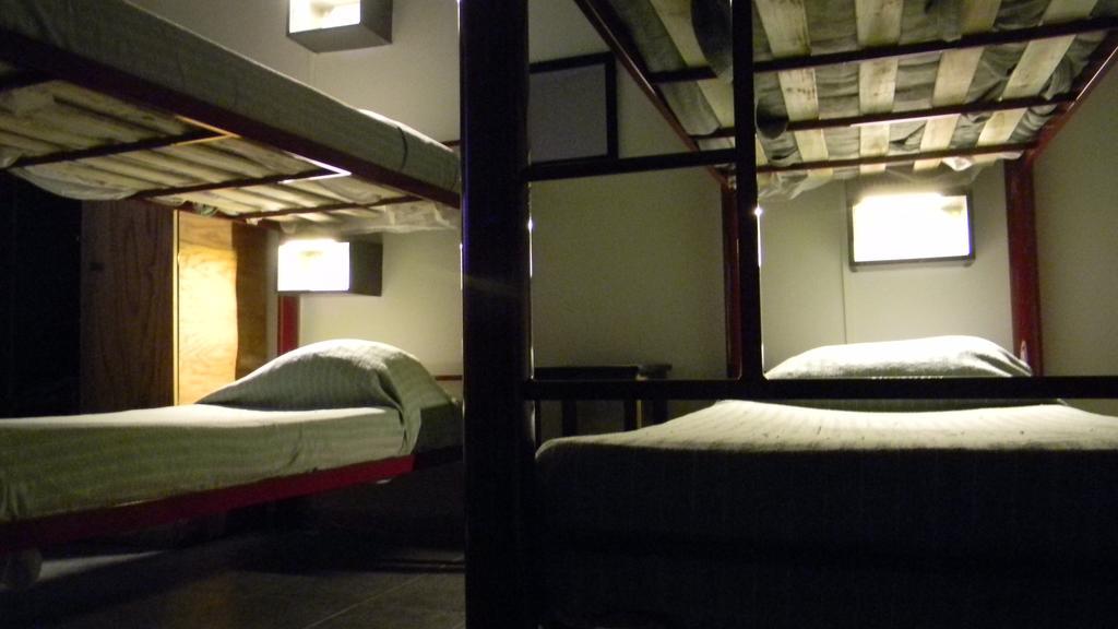 Punto Urbano Hostel Mendoza Chambre photo